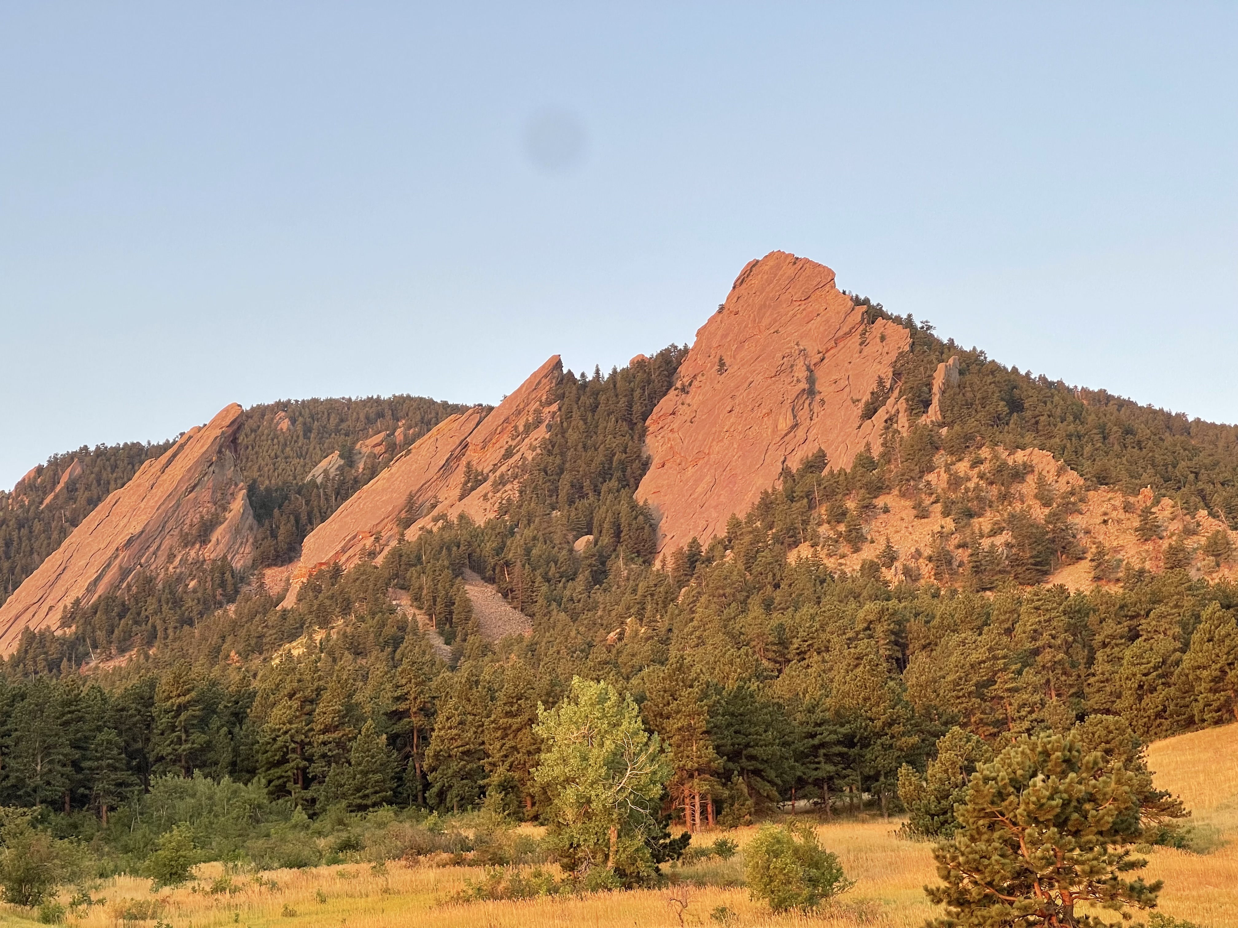 Picture of Flatirons.